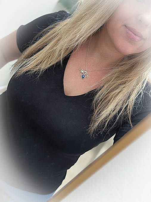 Strieborný 925/1000 prívesok s riečnou perlou a modrým kyanitom