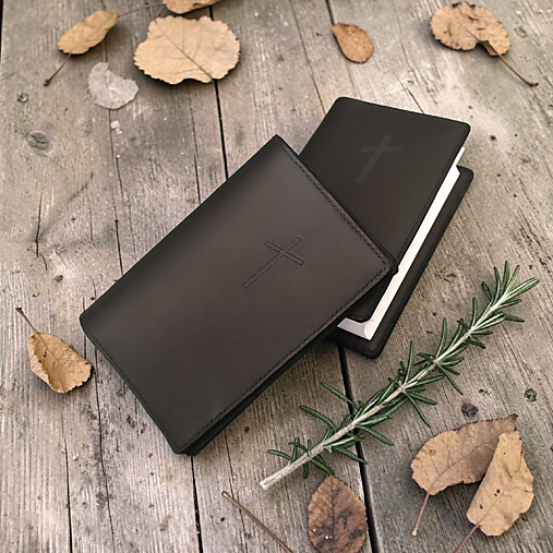 Kožený obal na evanjelický, katolícky spevník