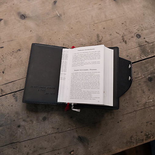 Kožený obal na evanjelický, katolícky spevník