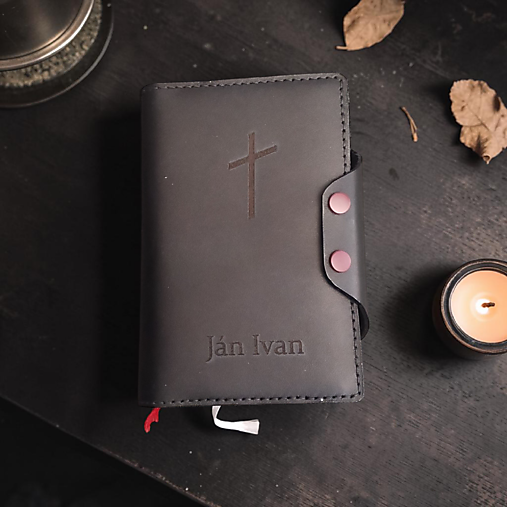 Kožený obal na evanjelický, katolícky spevník