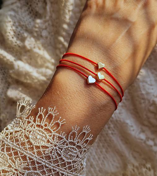 Náramky - Náramok na pružnej šnúrke*rosegold srdiečko - 18289779_