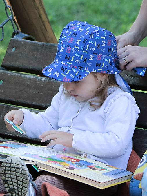 Letný detský šilt písmená