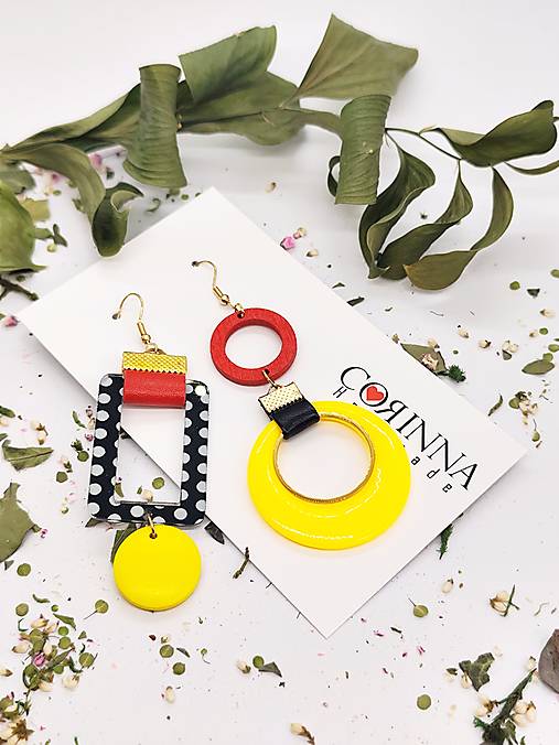 Asymetrické náušnice "OlLVIA"