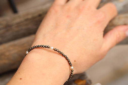 Náramok pyrit s perlami