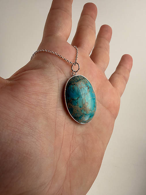 Strieborný 925/1000 prívesok s regalitom