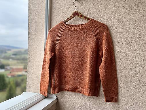 Svetre a kardigány - Ručne pletený pulóver - 18297489_