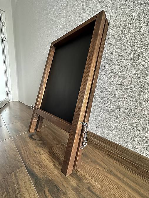 Kriedový reklamný stojan Á-čko (Hnedá)