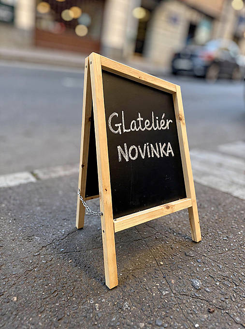 Kriedový reklamný stojan Á-čko (Priehľadná)