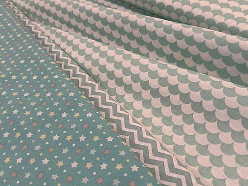 100% BAVLNA / MINT KOPČEKY NA BIELEJ