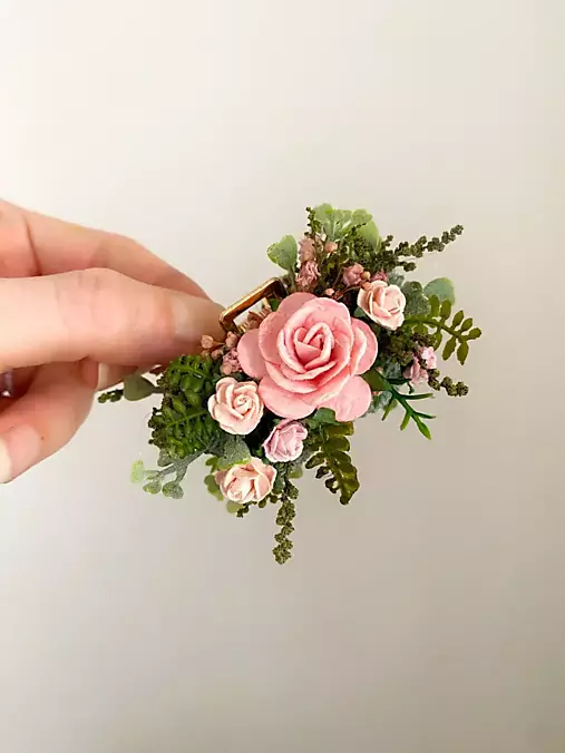 Štipec do vlasov "opantaná nehou"