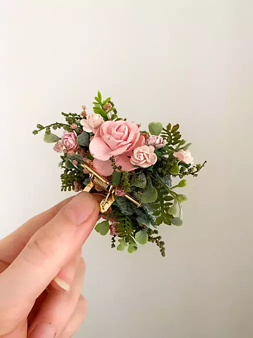 Štipec do vlasov "opantaná nehou"