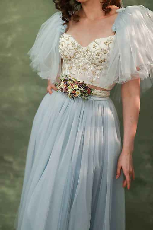 Kvetinový opasok "prvý jarný pozdrav"