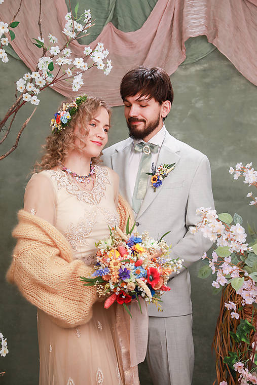 Svadobný set "tajomstvá ukryté v lúčnych kvetoch" - možnosť zakúpiť i samostatne