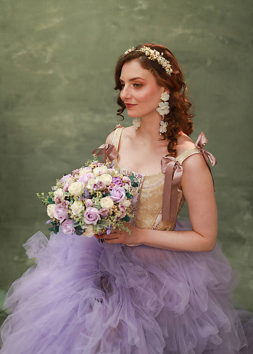 Svadobná kytica "záhrada pri stmievaní"