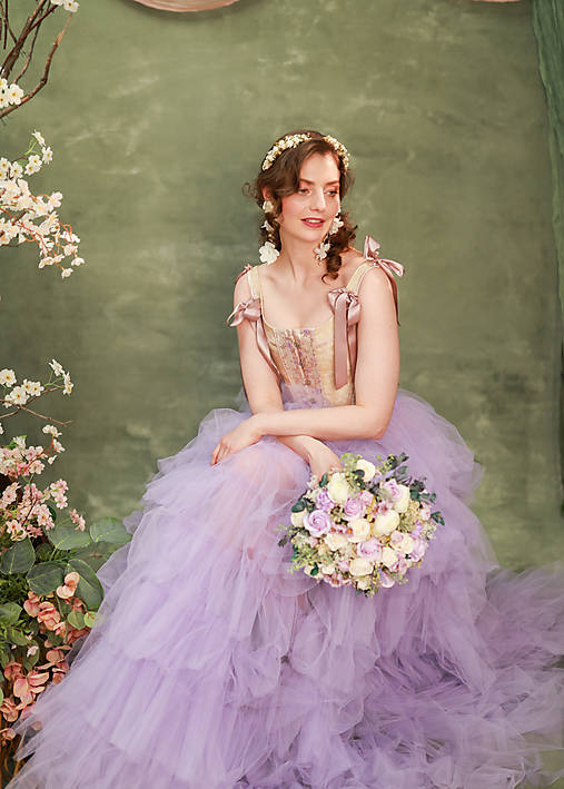 Svadobná kytica "záhrada pri stmievaní"