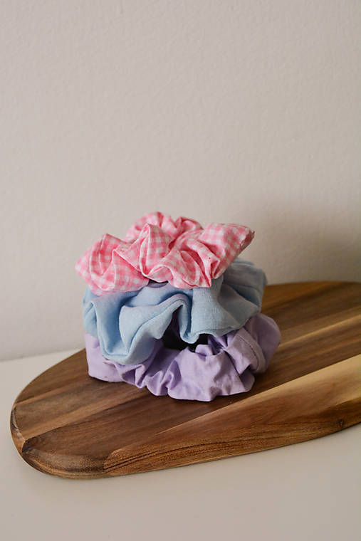 Ozdoby do vlasov - Set scrunchies gumičiek - 18300071_