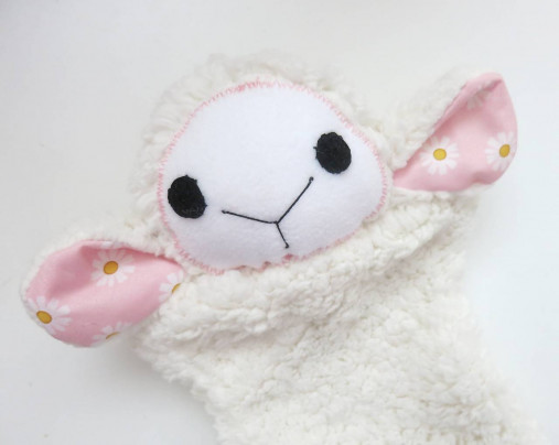 Maňuška ovečka (Huňatá ovečka od Margarétkovej lúky)