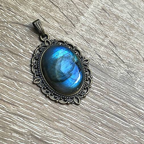 Bronze Filigree Labradorite Necklace / Náhrdelník s labradoritom E074