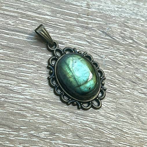 Bronze Filigree Labradorite Necklace / Náhrdelník s labradoritom E074