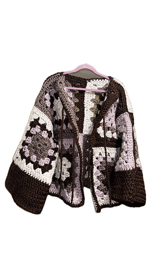 Svetre a kardigány - Ručne háčkovaný sveter - 18305400_