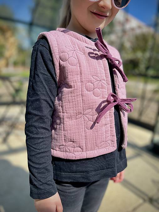 Detský textil - Detská vesta prešivaný mušelín CHERRY - 18306472_