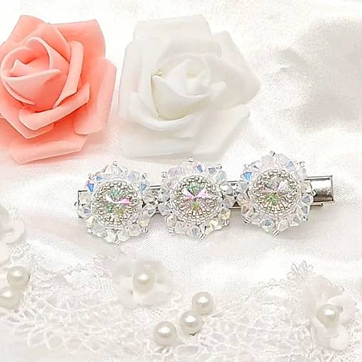 Ozdoby do vlasov - Ručne šitá svadobná spona „Aura“ s PRIMERO Crystals - 18306423_