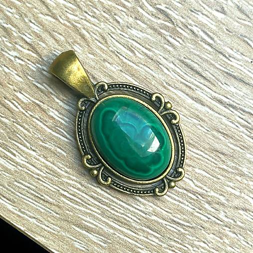Bronze Filigree Malachite Necklace / Náhrdelník s malachitom E074