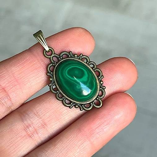 Bronze Filigree Malachite Necklace / Náhrdelník s malachitom E074