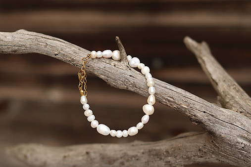 Perlový náramok mix