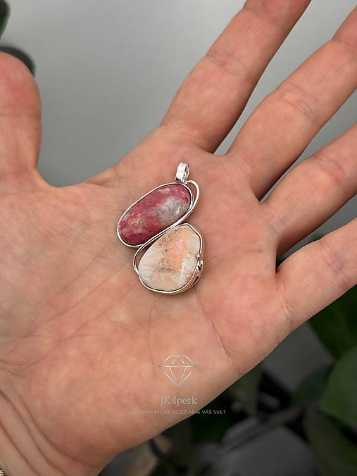 Strieborný 925/1000 prívesok s thulitom a skolecitom ZVÝHODNENÁ CENA