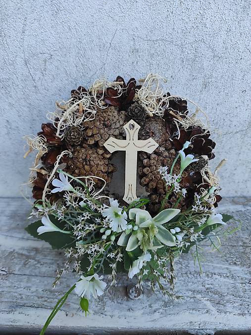 Dekorácie - Šiškový venček na Dušičky. - 18311509_