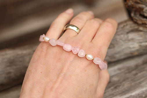 Náramok ruženín, perly