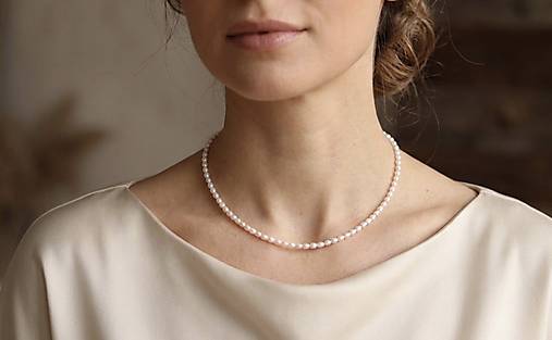 Perlový náhrdelník