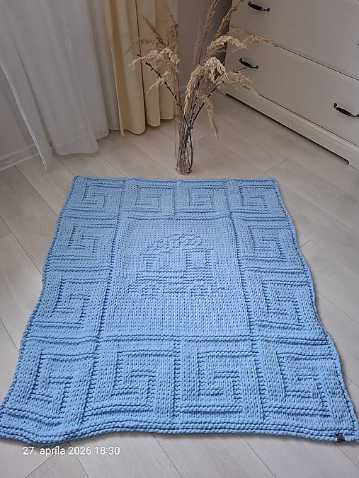 Detský textil - Detská svetlomodrá deka s vláčikom - 18320488_