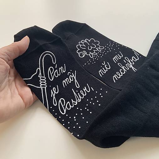 Motivačné maľované ponožky s nápisom: "Pán je môj pastier!" (Čierne písaným písmom)