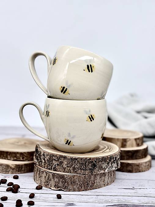 Bee - šálka na čaj (400ml, s uškom)