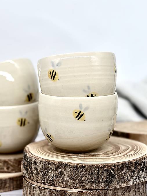 Bee - pohárik cappuccino (200ml, bez uška)