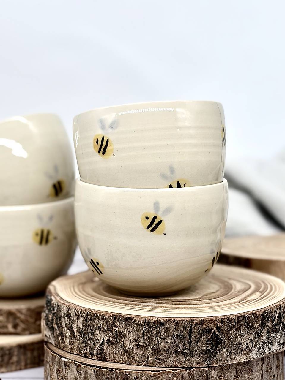 Bee - pohárik cappuccino (200ml, bez uška)