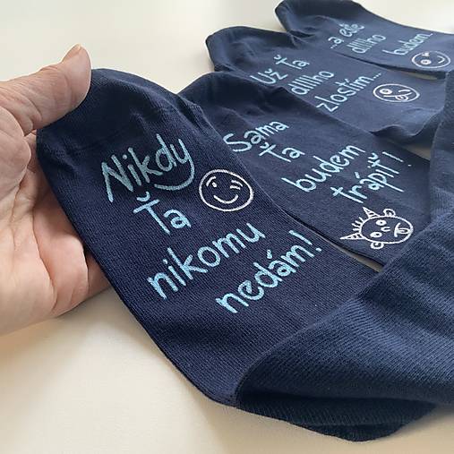 Maľované zamilované ponožky / k výročiu