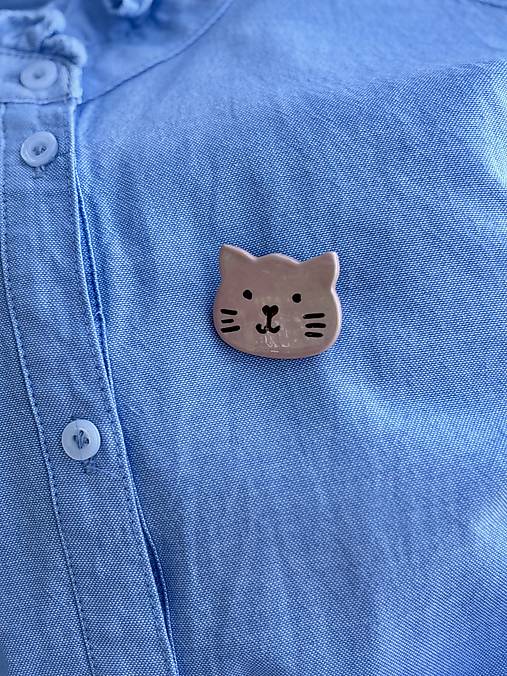 Keramická brošňa mačička