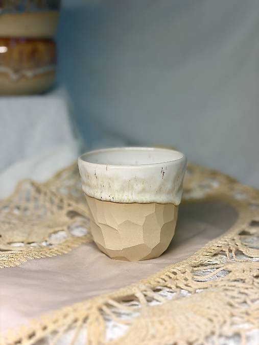 Keramický hrnček na lungo/ flat white