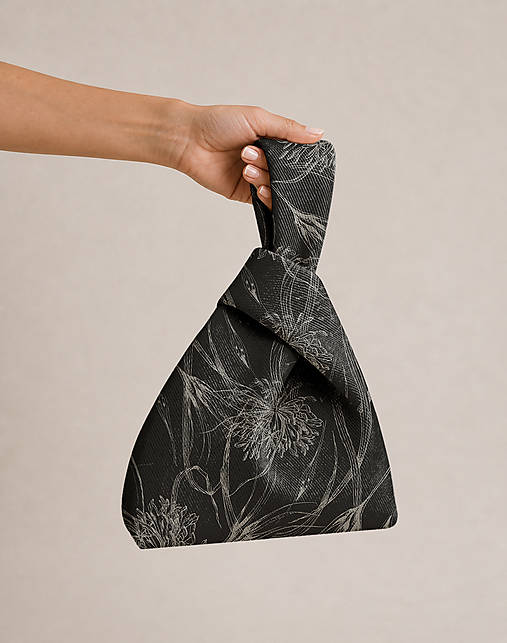 Kabelky - Kabelka SILKFLOWER black / KNOT BAG kabelka do ruky / autorská potlač - 18327991_