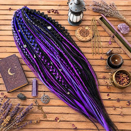 Ozdoby do vlasov - Pseudodredy z kanekalonu - Witchy set 46ks (DE) - čierna-fialová-purpurová - 18334936_