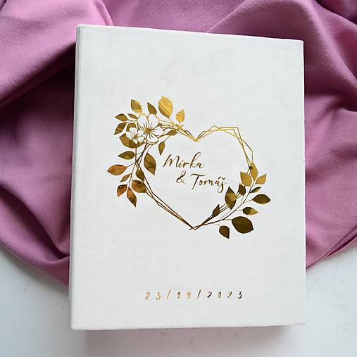 Personalizovaný fotoalbum Srdce s kvetmi