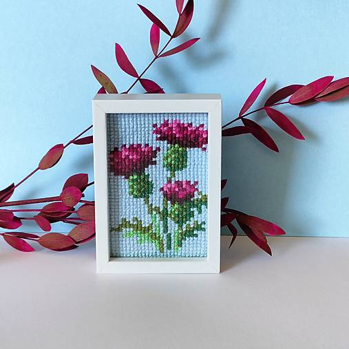 Dekorácie - Miniatúrna výšivka 5 x 7,5 cm v ráme - 18342691_