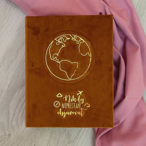 Personalizovaný fotoalbum Zemeguľa