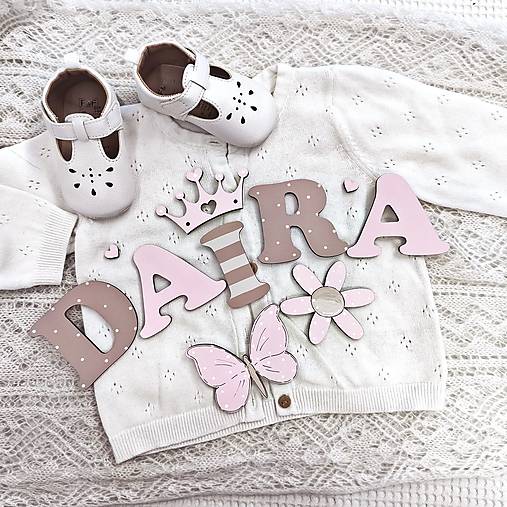 Dekorácie - Dievčenské personalizované písmenká - 18356862_