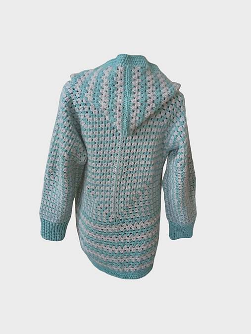 🧶💙 Ručne háčkovaný kardigán – originálny handmade kúsok 💙🧶