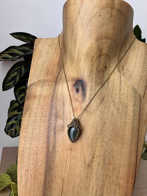 Náhrdelníky - Prírodný nahrdelník s minerálmi-natural+ makrame (Obsidian) - 18377818_