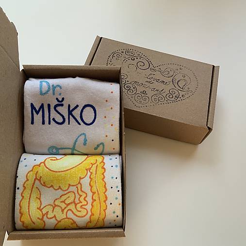 Maľované ponožky pre lekára na želanie